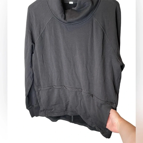 Lululemon Find Your Unwind Pullover in Black Size 8 W3CVOS - Picture 7 of 10